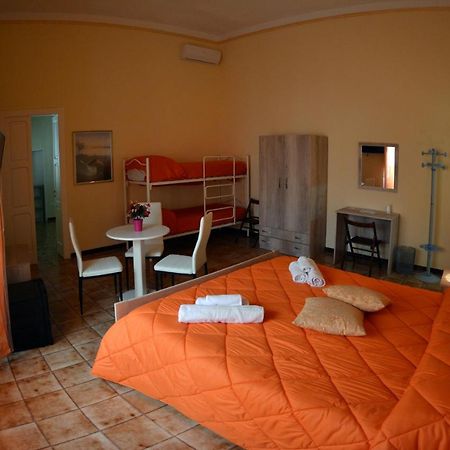 La Torre Bed & Breakfast Leverano Bagian luar foto