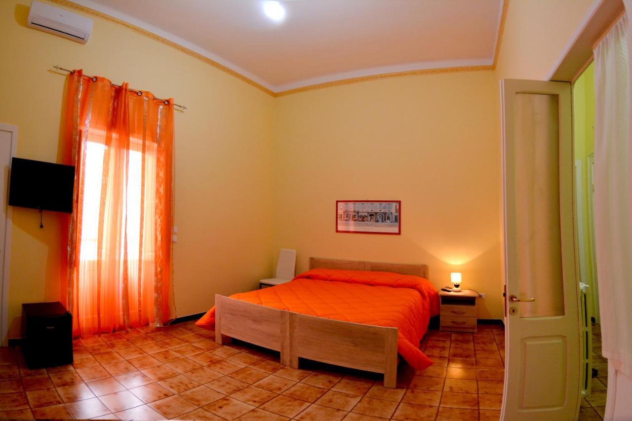 La Torre Bed & Breakfast Leverano Bagian luar foto