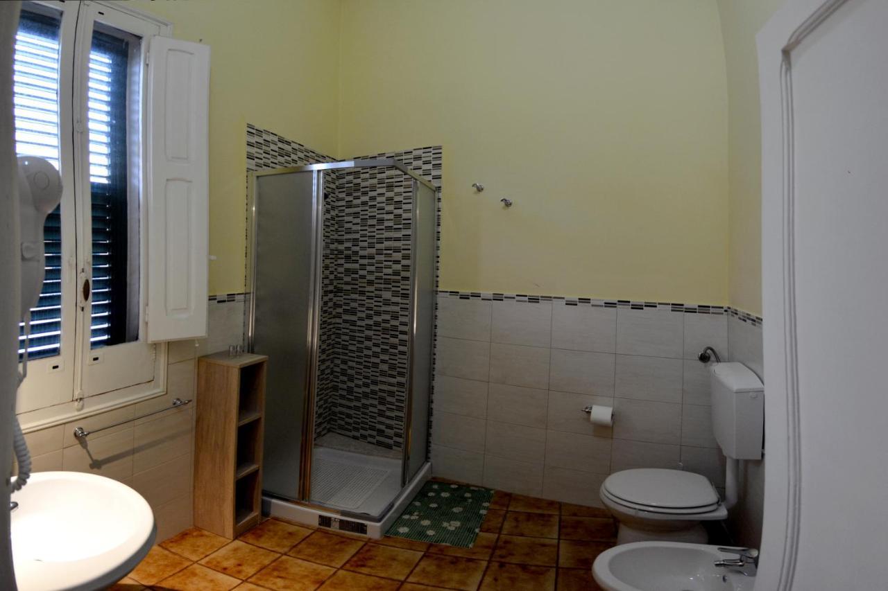 La Torre Bed & Breakfast Leverano Bagian luar foto