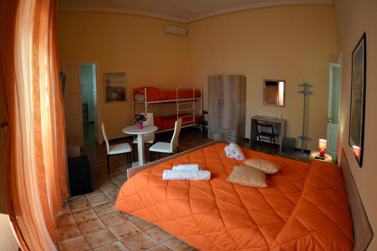 La Torre Bed & Breakfast Leverano Bagian luar foto